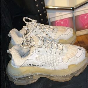 Women’s balenciaga sneakers